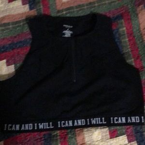 Torrid zip front sports bra size 4